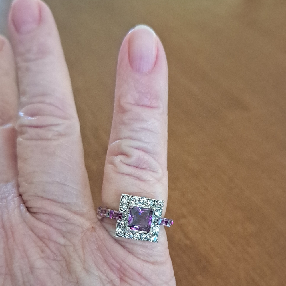 Elegant Purple and Silver Women's Ring 7
